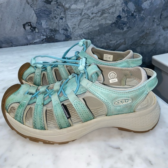 Keen sandal shoes - Women’s US 7 - Picture 2 of 9